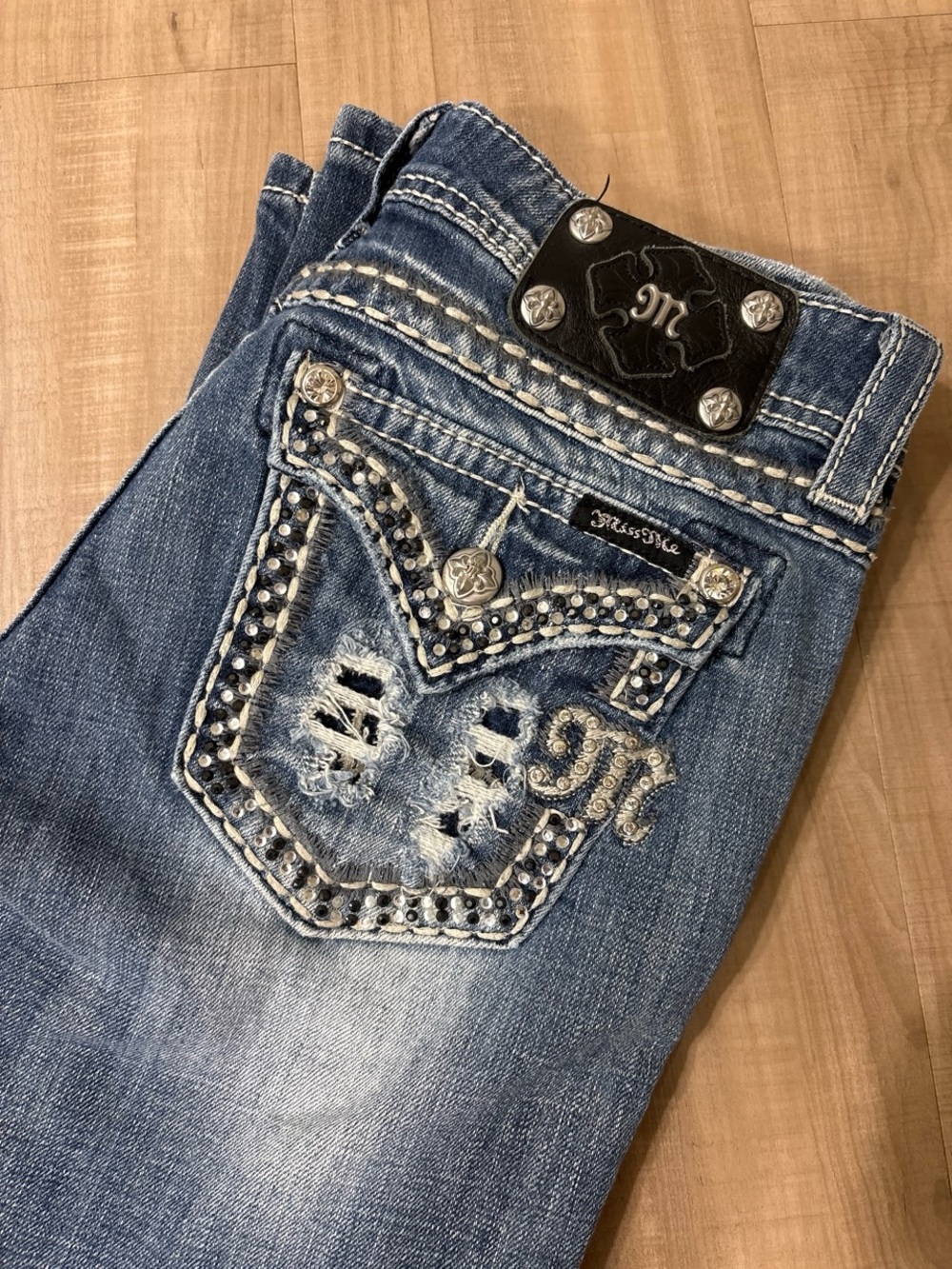 Miss Me Women's Embellished Distressed Blue Jeans